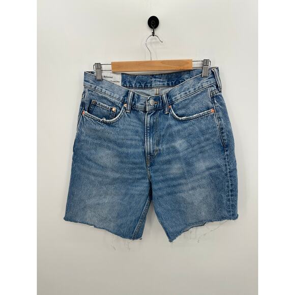 H&M Shorts Men 32 Denim Relaxed Skater Cut Off Bermuda Dad Button Front Jean - Picture 1 of 7